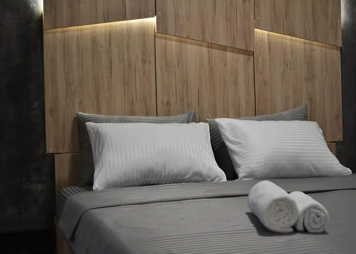Elite Central Suites